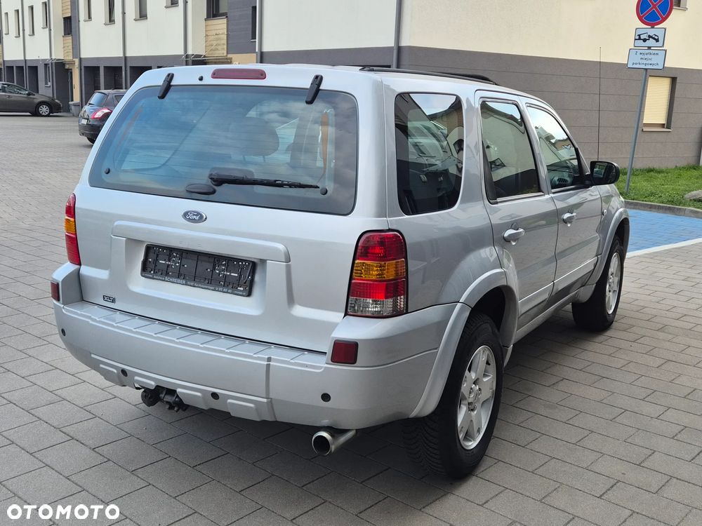Ford Maverick 3.0 V6 Limited - 4