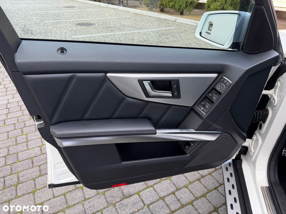 Mercedes-Benz GLK 350 CDI 4Matic (BlueEFFICIENCY) 7G-TRONIC - 26