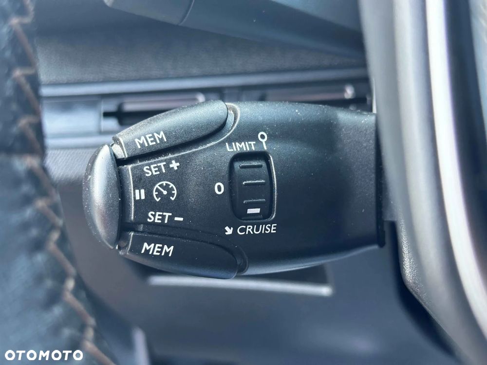 Peugeot 3008 - 29