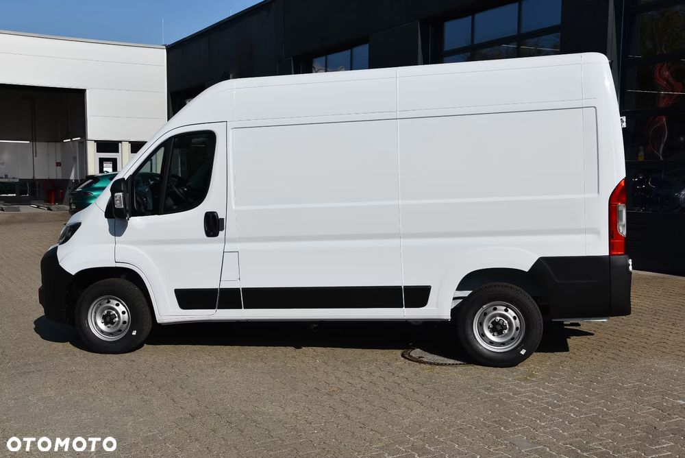 Fiat Ducato Furgon L2H2 3,5T Diesel 140KM Manual - 5