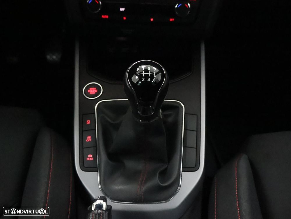 SEAT Arona 1.0 TSI FR - 25