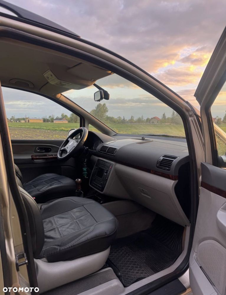 Volkswagen Sharan - 5