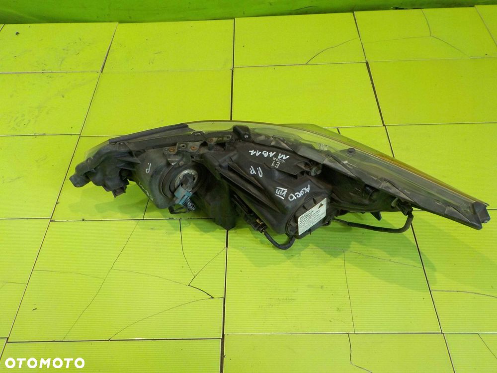 HONDA ACCORD VIII 08r XENON lampa prawa przod - 8