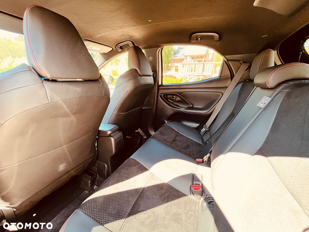 Toyota Yaris 1.5 VVT-i GR SPORT - 15