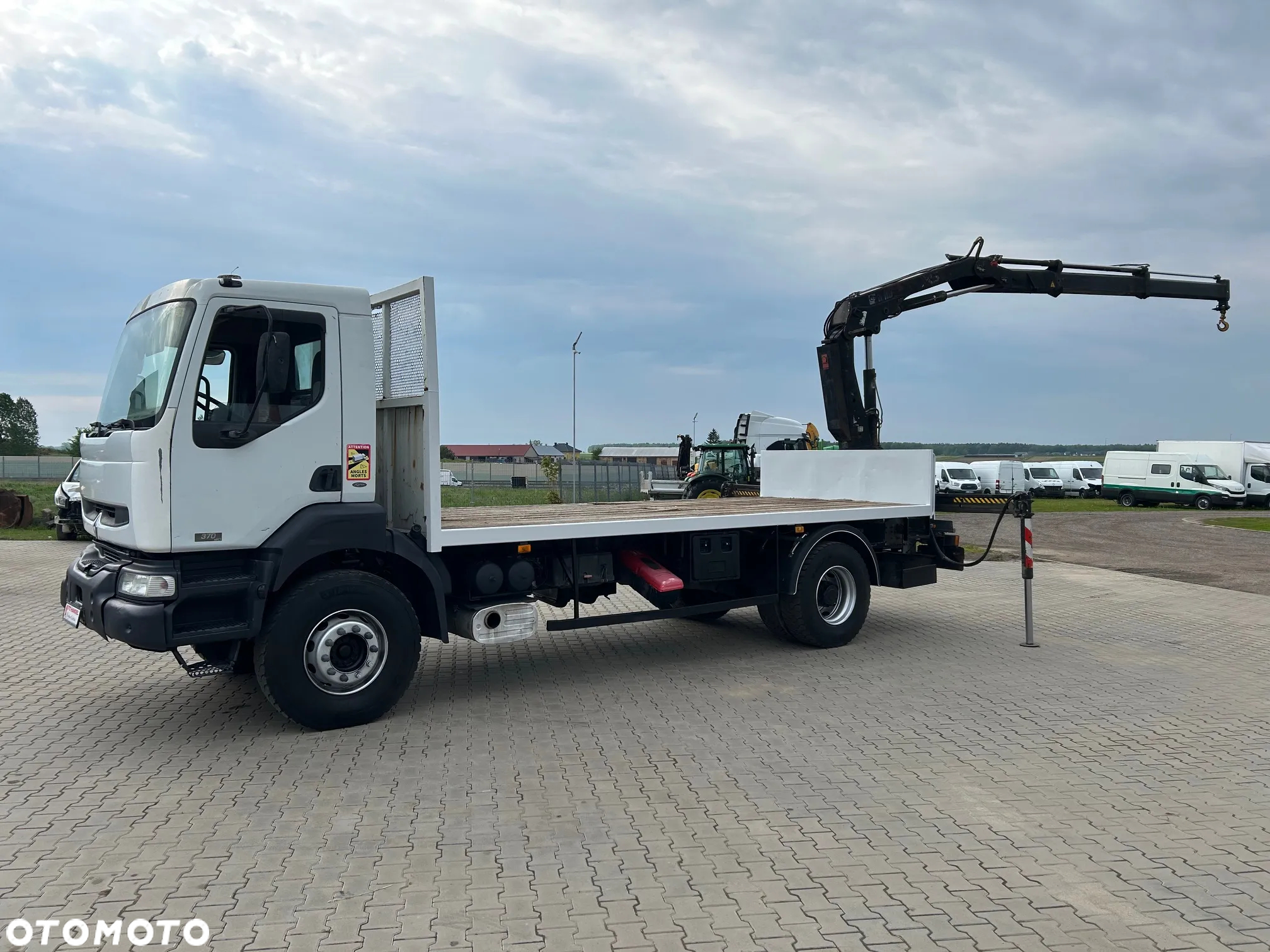 Renault Kerax 370dCI HDS HIAB 122 BS-2 HIDUO - 12