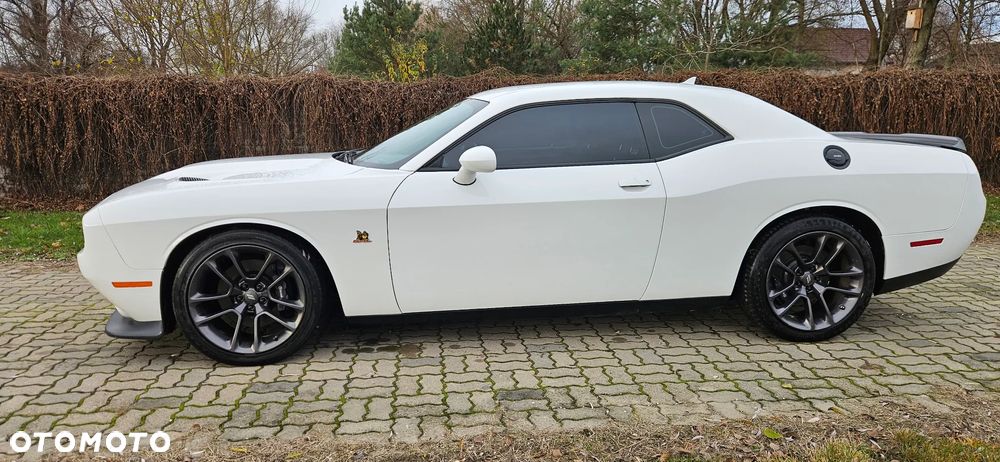 Dodge Challenger 6.4 Scat Pack - 4
