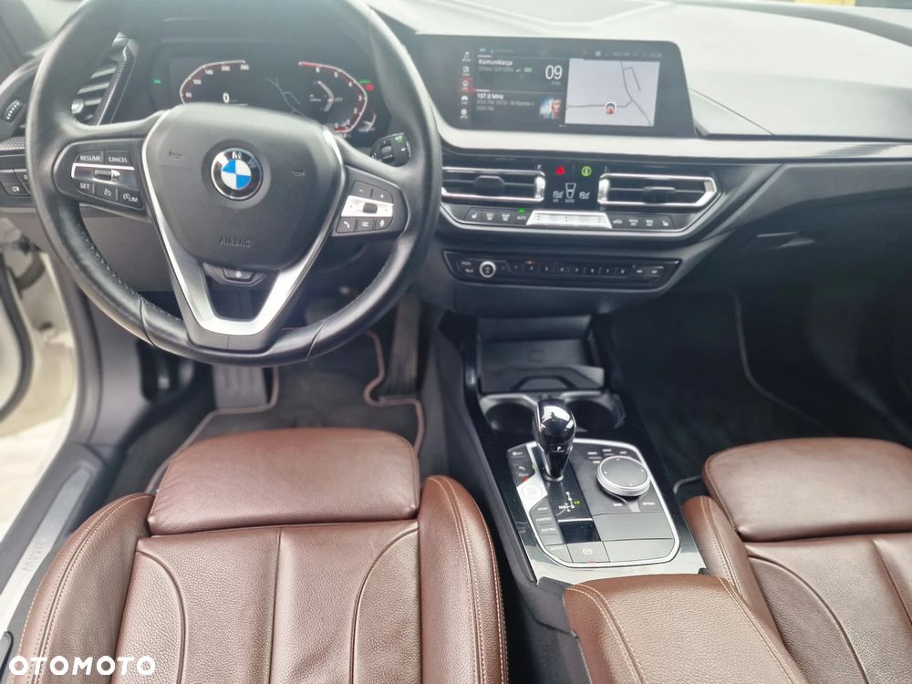 BMW Seria 1 120i Sport - 17