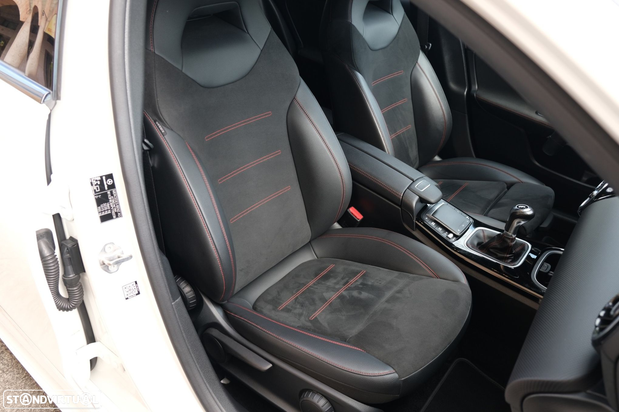 Mercedes-Benz A 160 AMG Line - 19