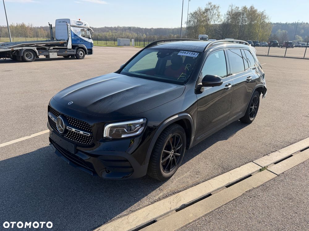 Mercedes-Benz GLB - 2