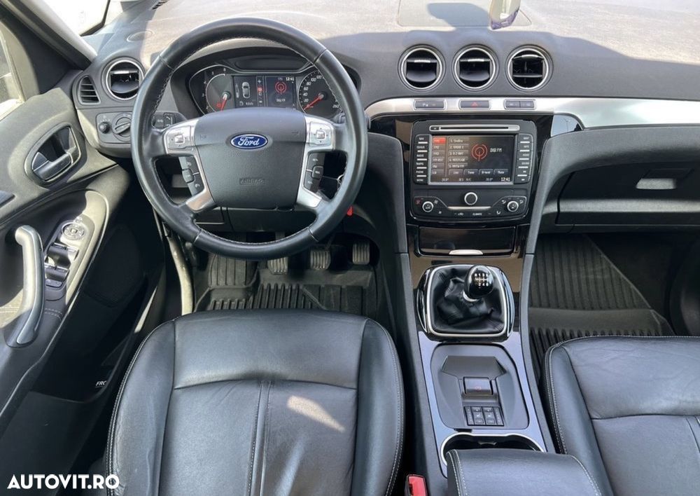 Ford S-Max 2.0 TDCi Titanium - 8