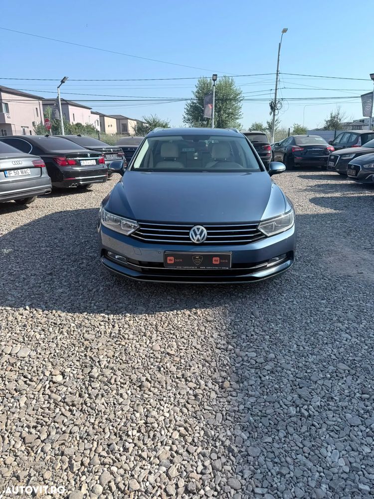 Volkswagen Passat - 32
