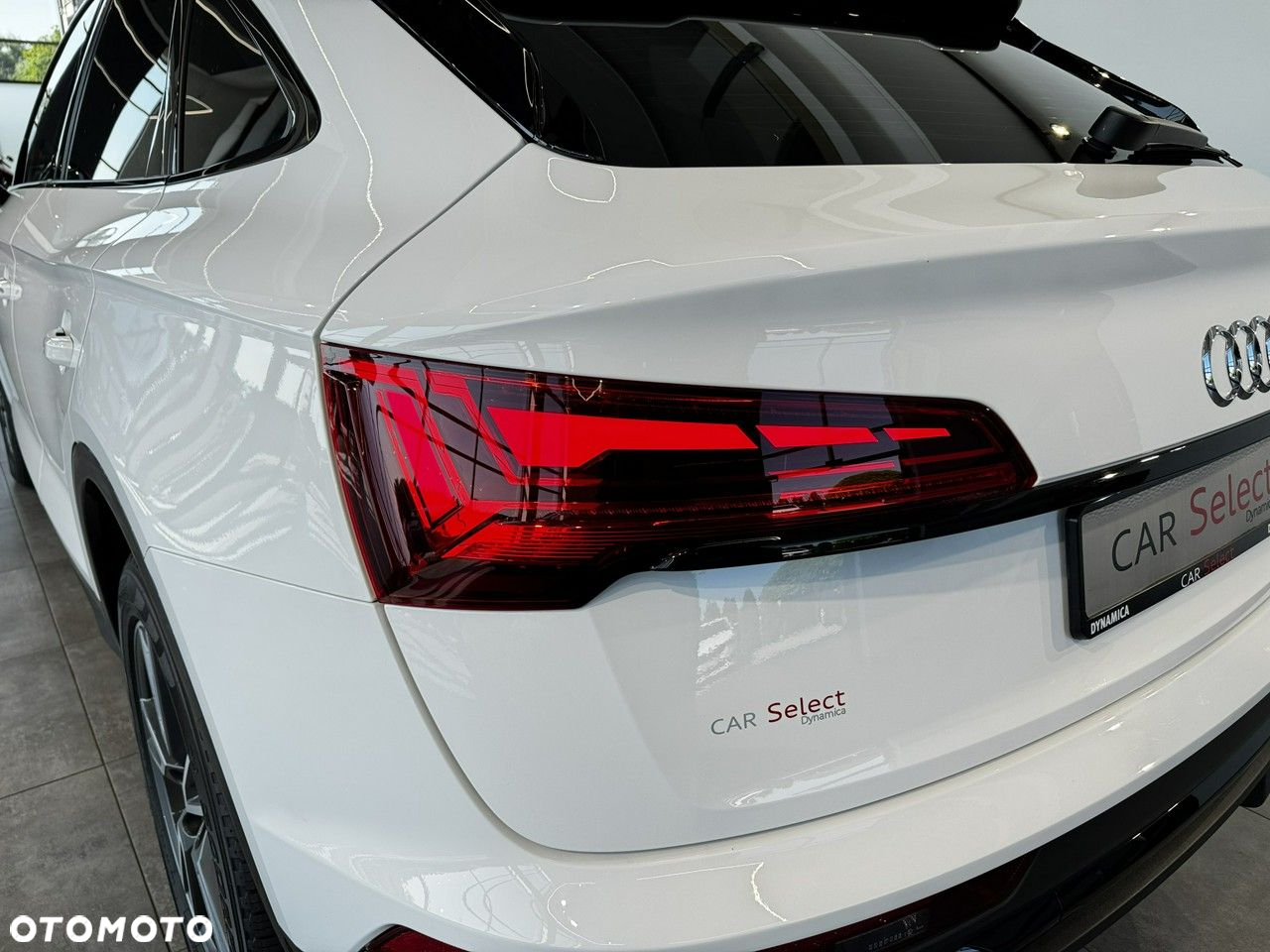 Audi Q5 Sportback - 12