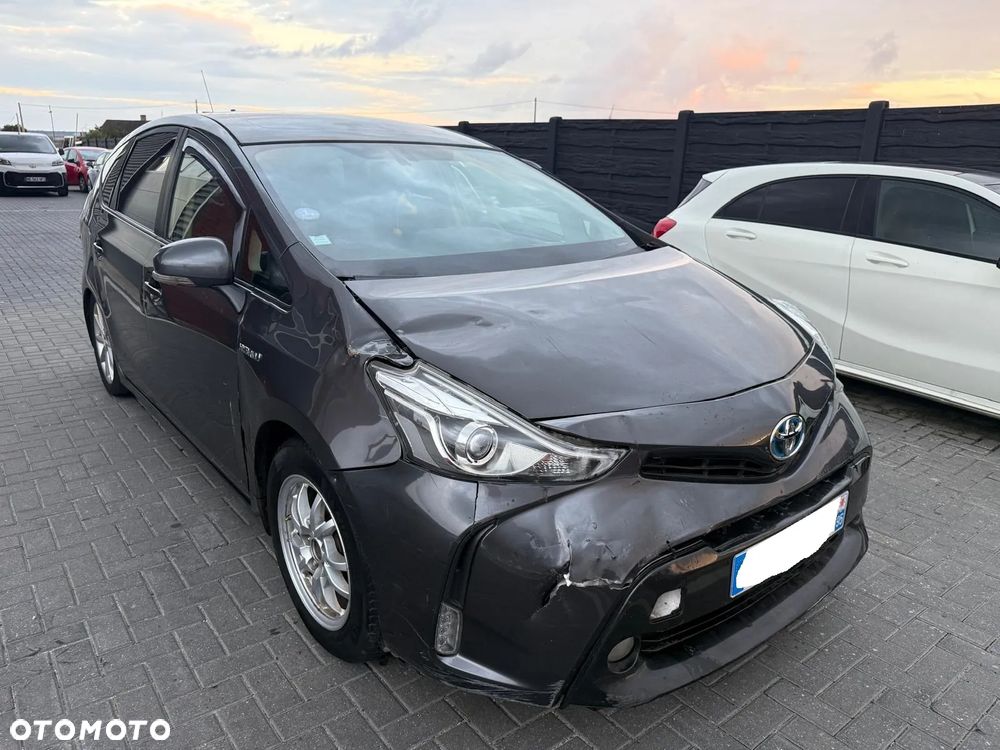 Toyota Prius+ (Hybrid) - 36