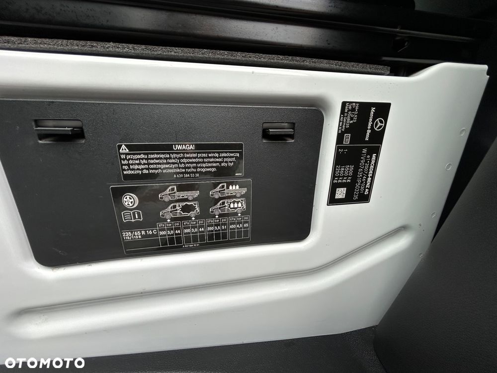 Mercedes-Benz Sprinter 315 - 12