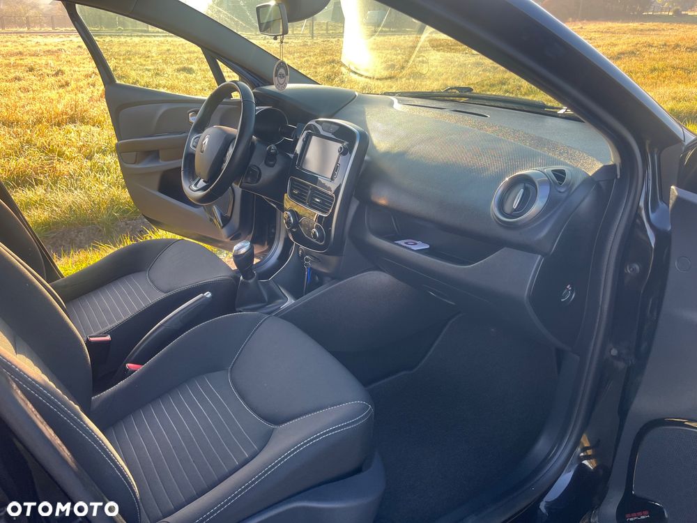Renault Clio - 16