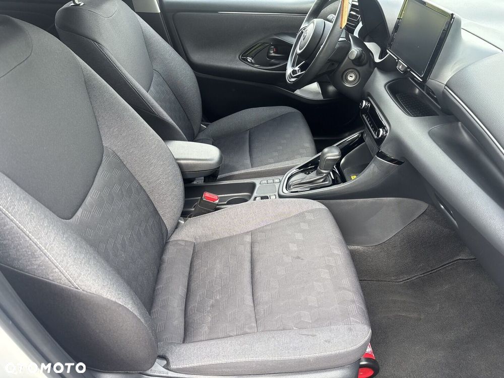 Toyota Yaris Hybrid 1.5 Style - 14