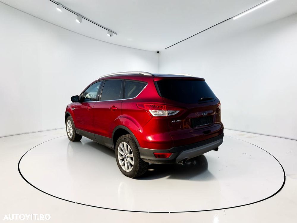 Ford Kuga 1.5 EcoBoost 4x4 Aut. Titanium - 3