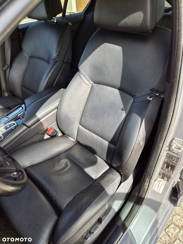 BMW Seria 5 - 34