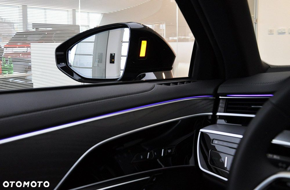 Audi A8 - 27