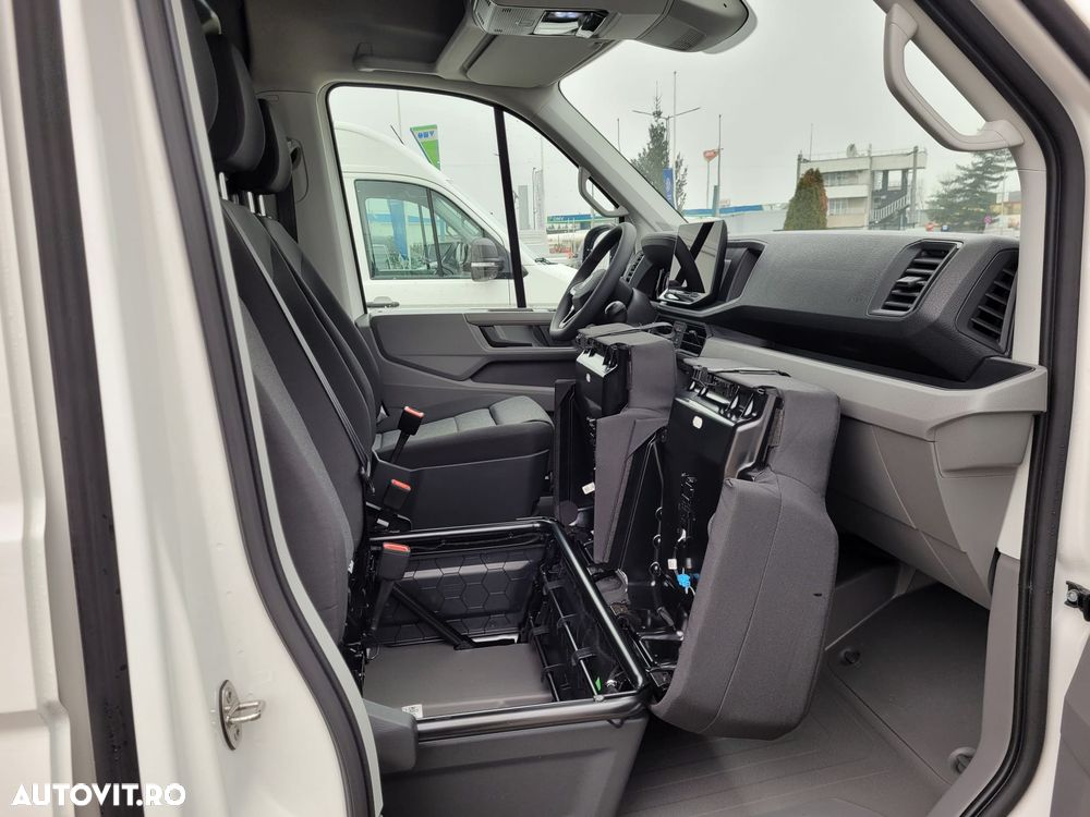 Volkswagen Crafter L5H3 - modelul extralung - 12