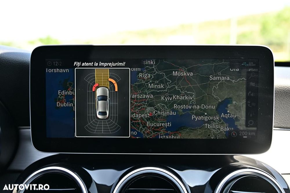 Mercedes-Benz C - 27