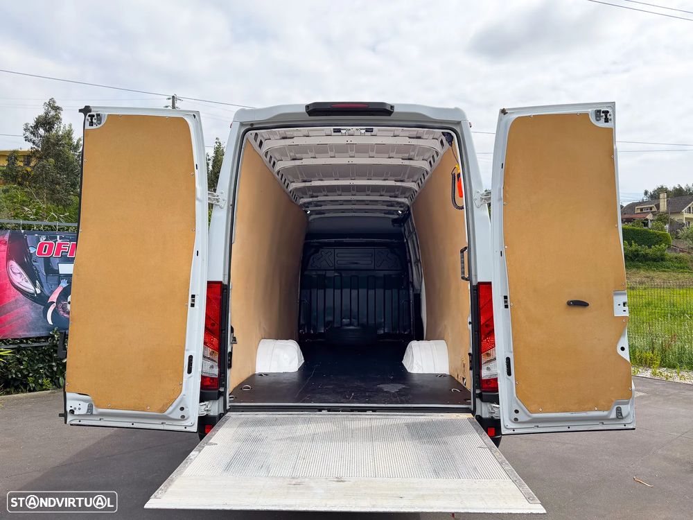 Iveco Daily 3.0 70C18H 7000 - 6