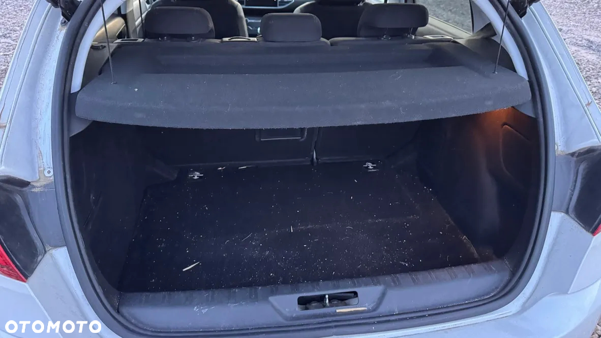 Peugeot 308 1.2 PureTech Allure S&S - 16