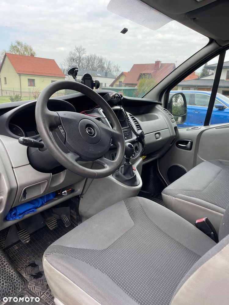 Opel Vivaro - 6