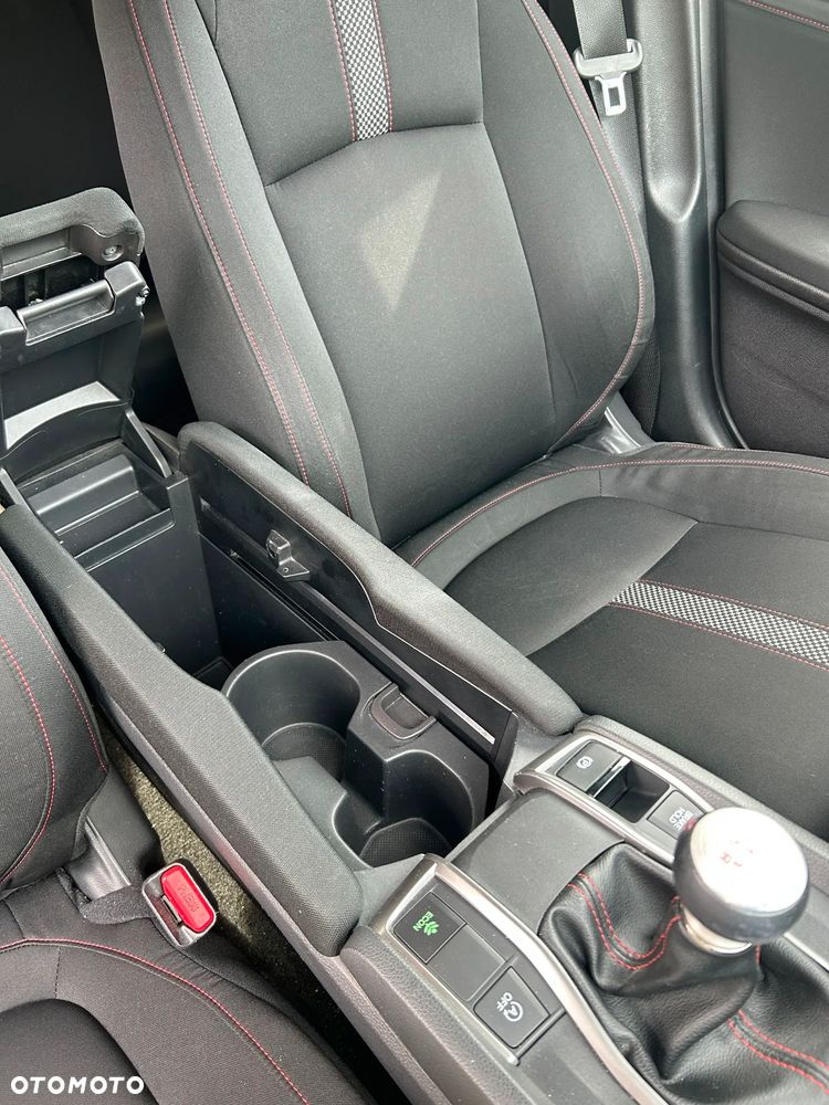 Honda Civic 1.0 T Comfort Sport Line - 15