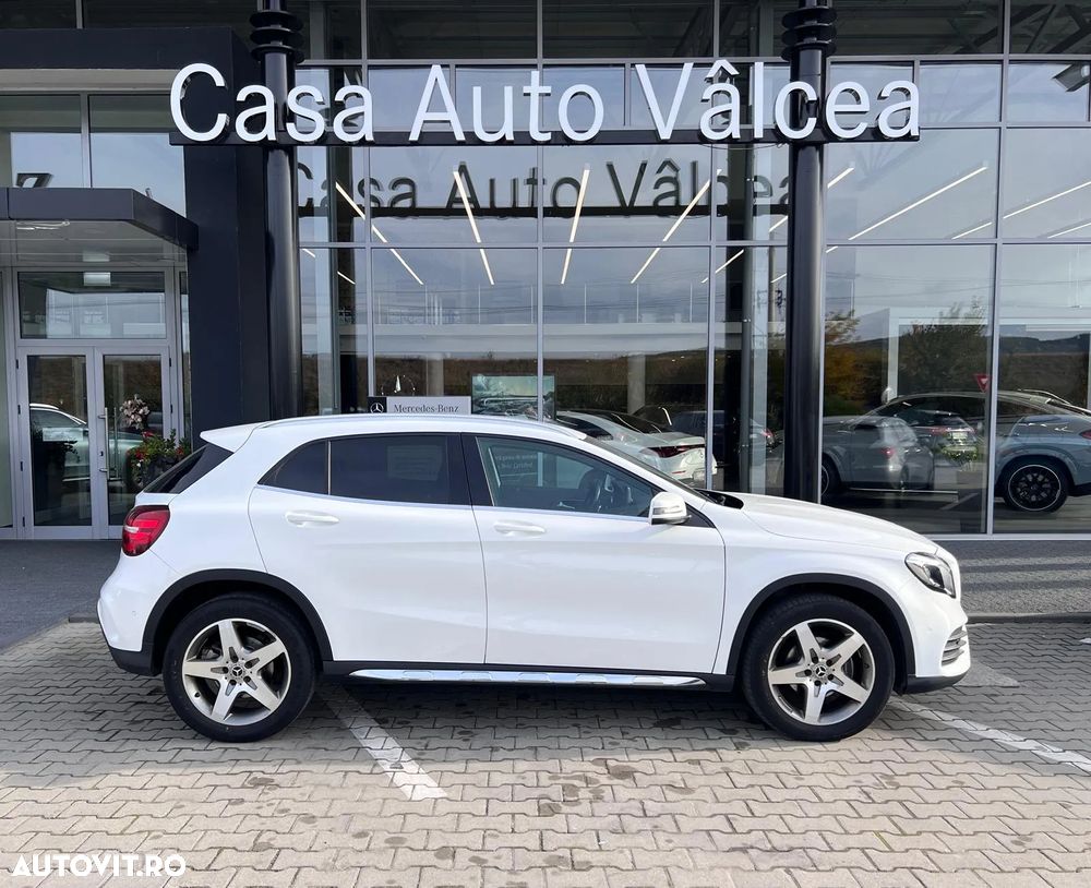 Mercedes-Benz GLA 200 d 4MATIC Aut. - 2