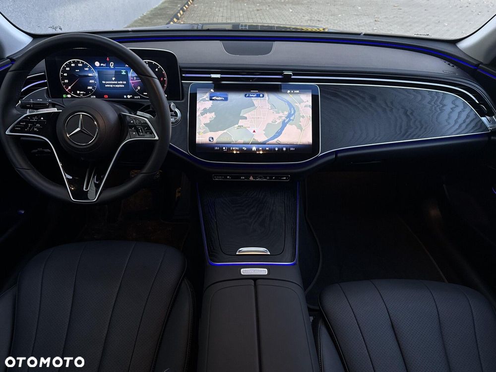 Mercedes-Benz Klasa E - 15