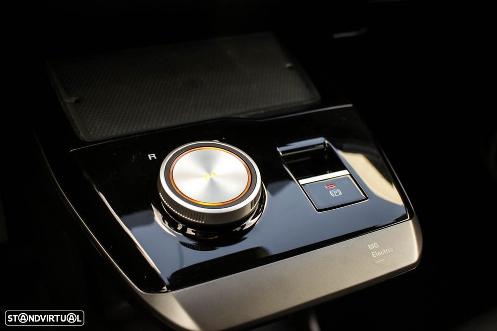 MG MG4 4 Luxury 64 kWh - 16