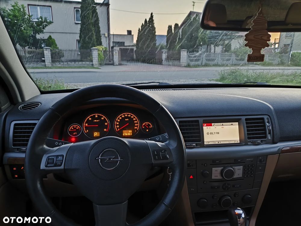 Opel Signum 1.9 CDTI Cosmo - 13