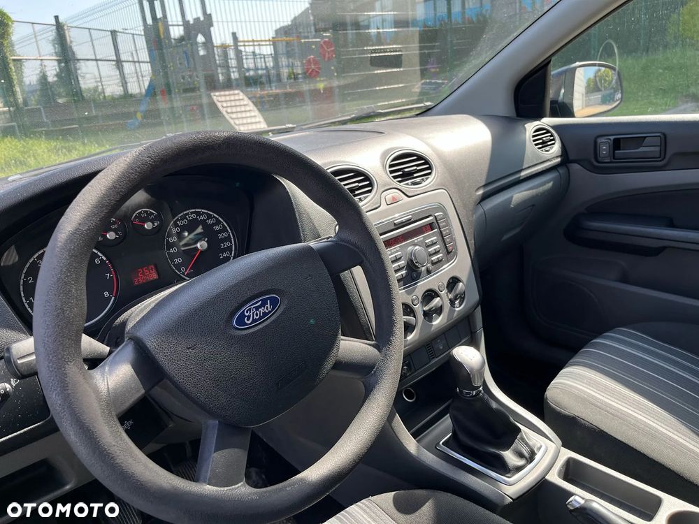 Ford Focus 1.6 Trend - 5