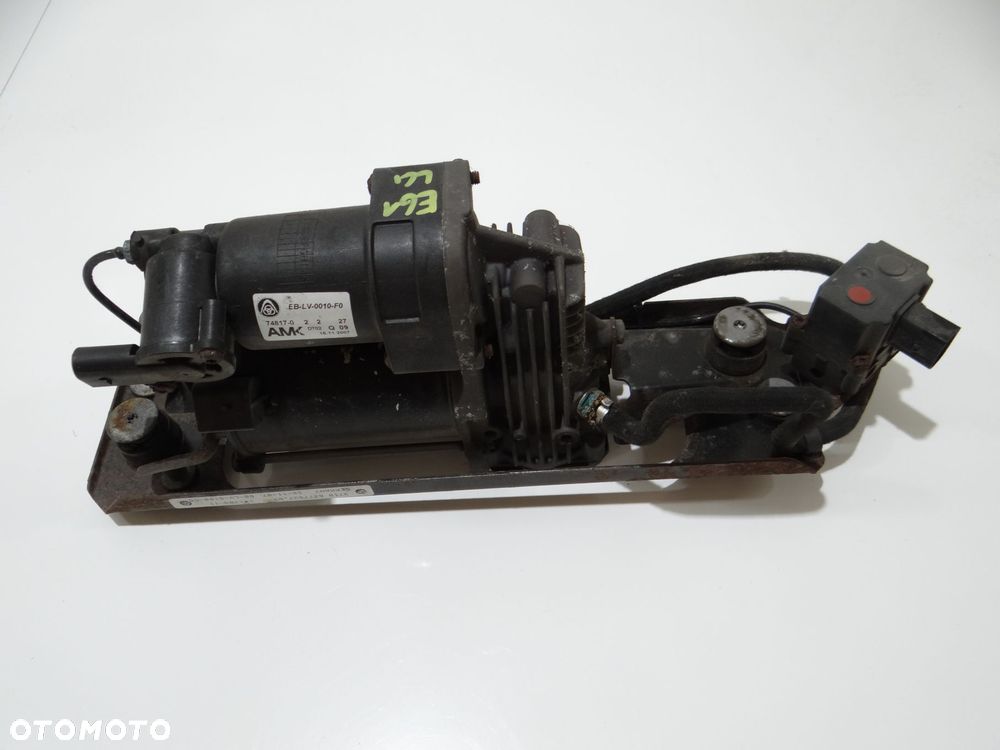 KOMPRESOR ZAWIESZENIA NIVO BMW E61 LCI 6777827 (4642125) - 1