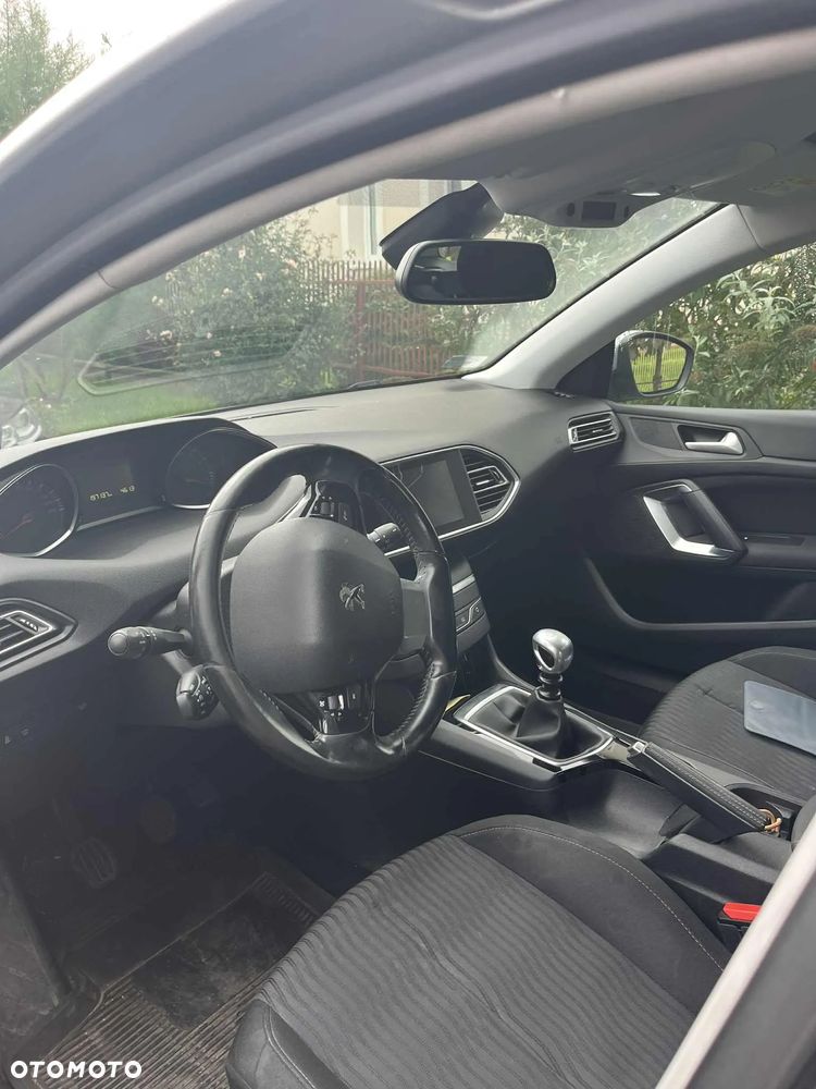 Peugeot 308 1.2 PureTech Active S&S - 5