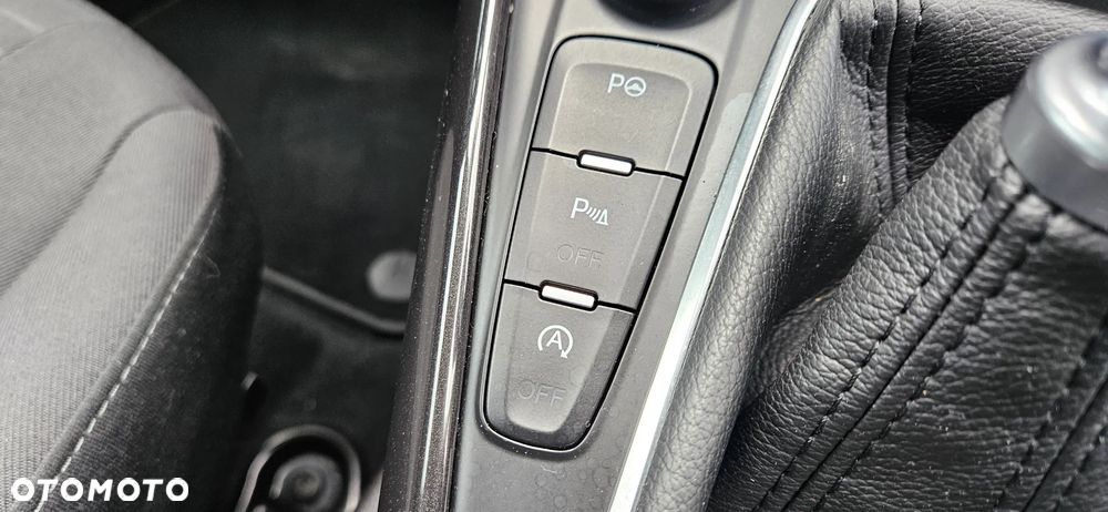 Ford Focus 1.0 EcoBoost Titanium - 28