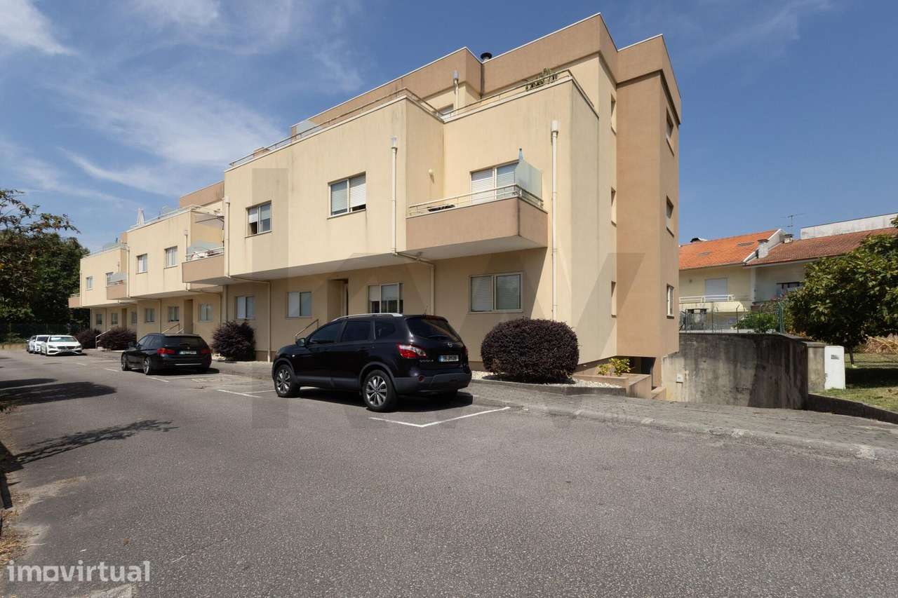 Apartamento T2 Recuado com Terraço | Varanda| lugar garagem| Arrumos - Grande imagem: 3/32
