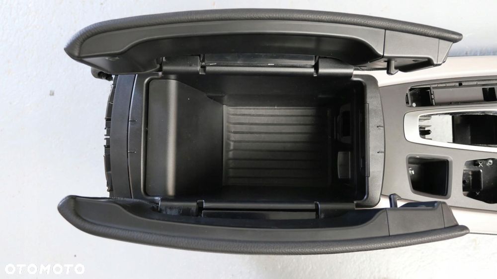 bmw x5 f15 x6 f16 tunel środkowy podłokietnik europa - 3