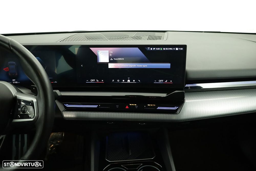 BMW 520 d Pack Desportivo M - 8