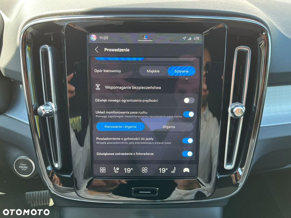 Volvo XC 40 - 29