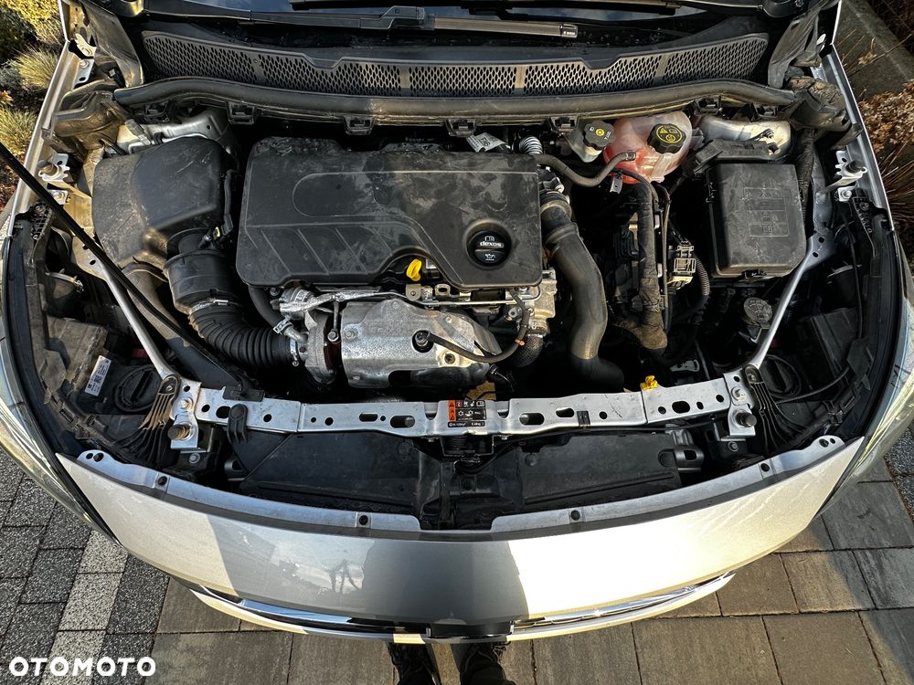 Opel Astra 1.6 CDTI DPF ecoFLEX TourerStart/Stop Edition - 13