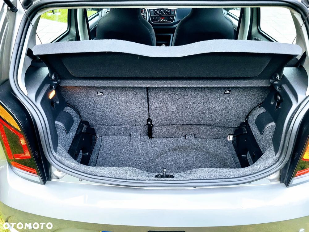 Volkswagen up! 1.0 move - 19