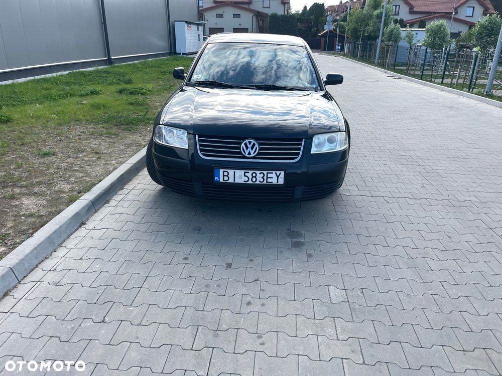 Volkswagen Passat 1.6 - 2