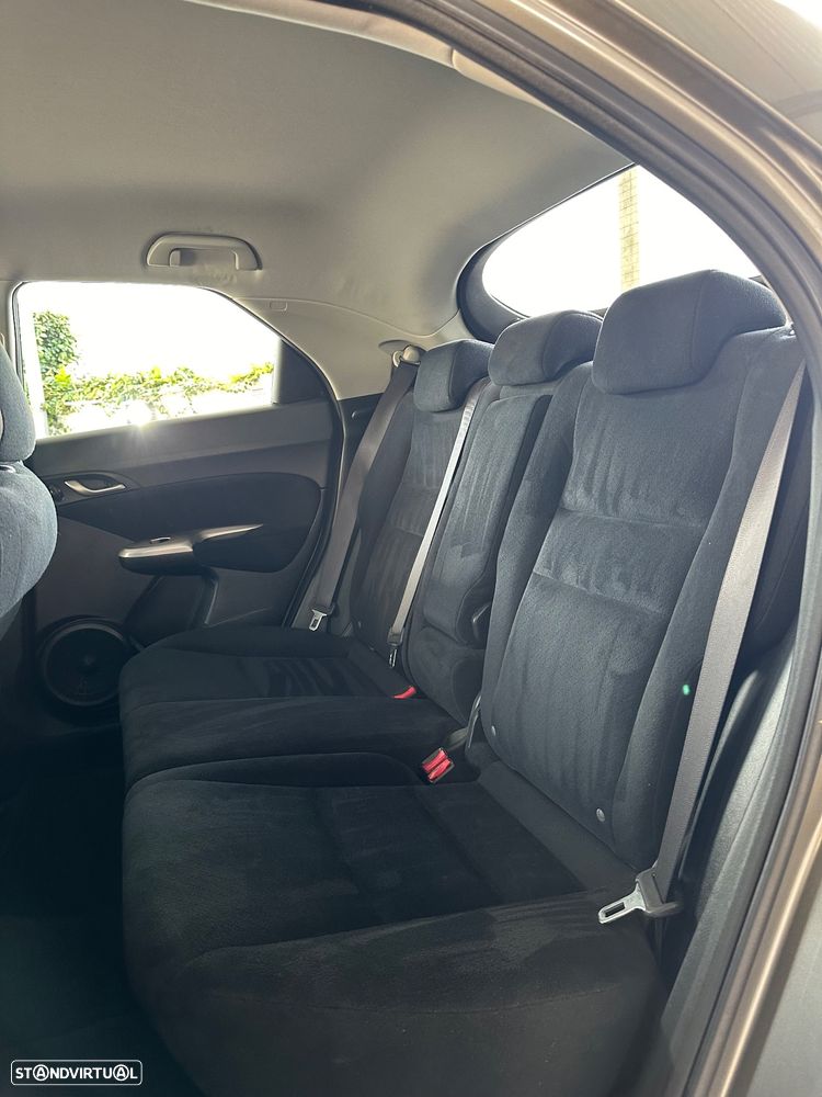 Honda Civic 1.4 Sport - 26