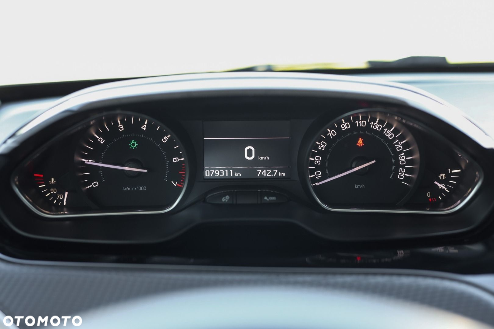 Peugeot 2008 - 31
