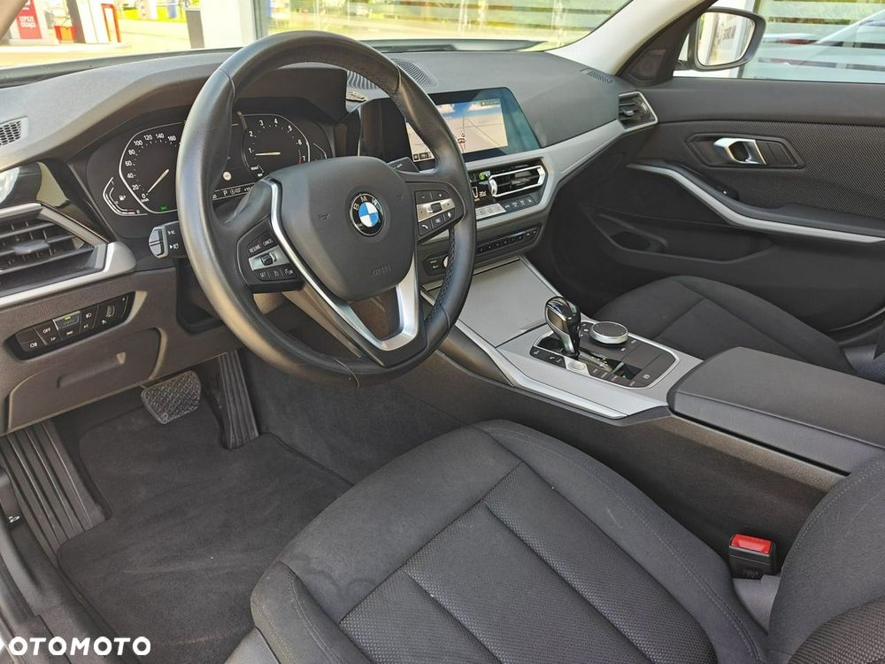 BMW Seria 3 - 9