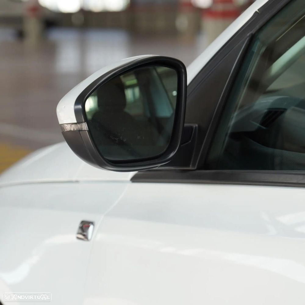 Peugeot 308 - 57