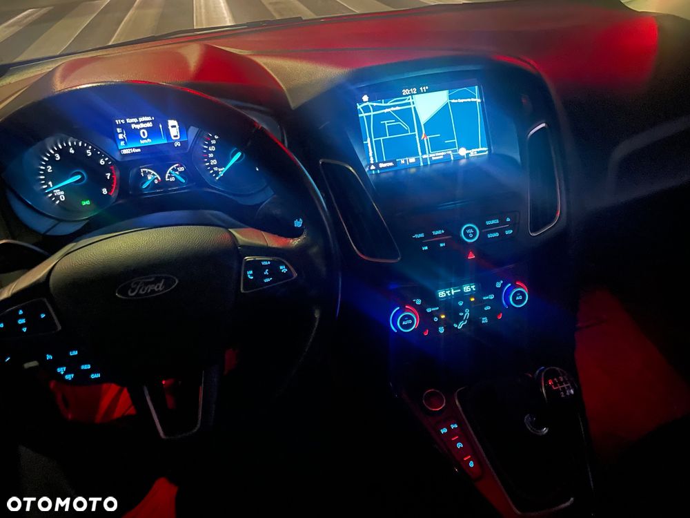 Ford Focus - 21