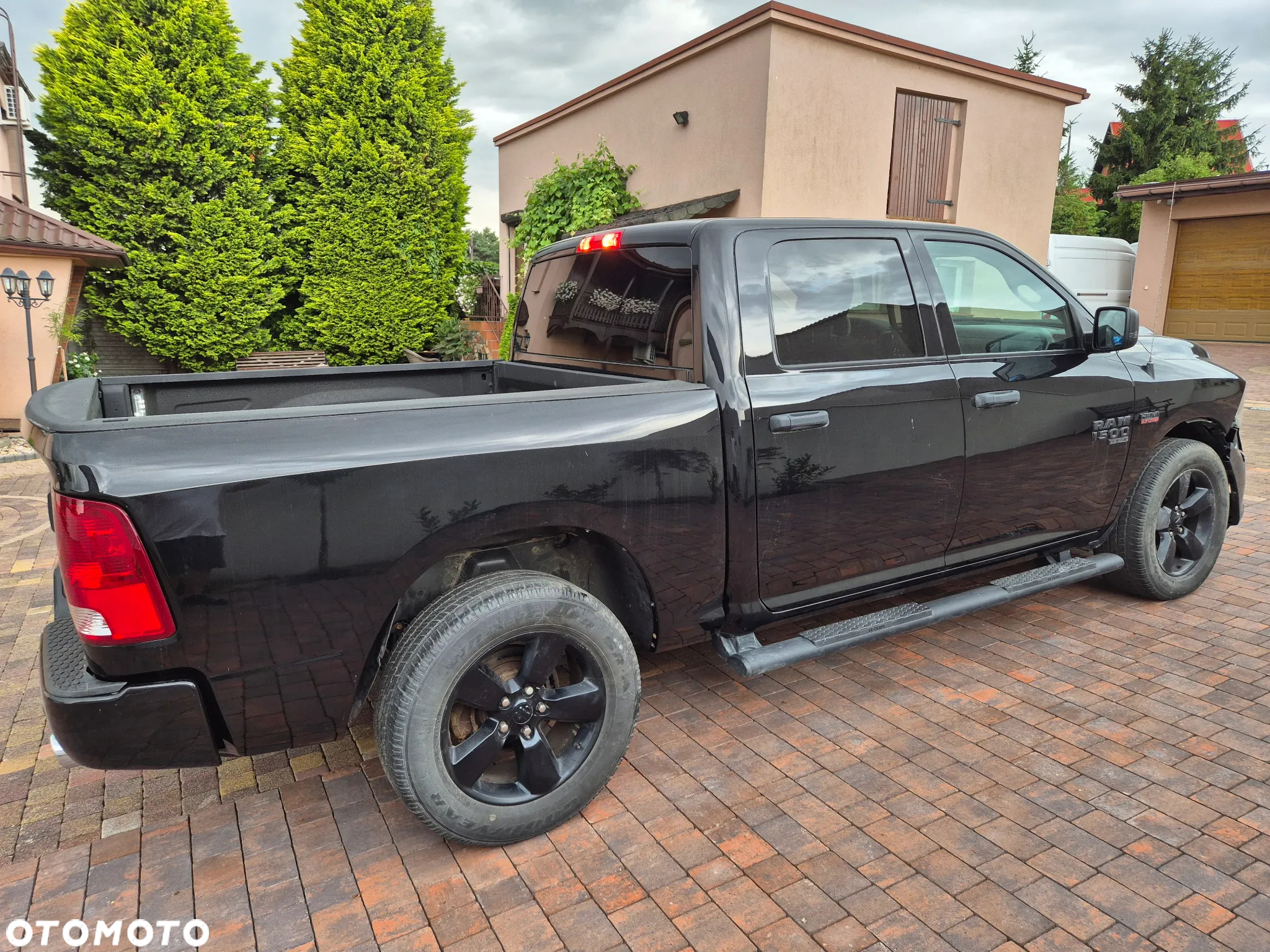 Dodge RAM 1500 5.7 4x4 - 4